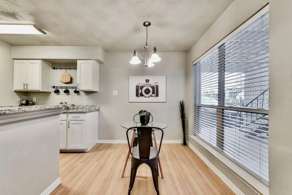 Dallas Boutique Flat + Arboretum Tickets Included エクステリア 写真