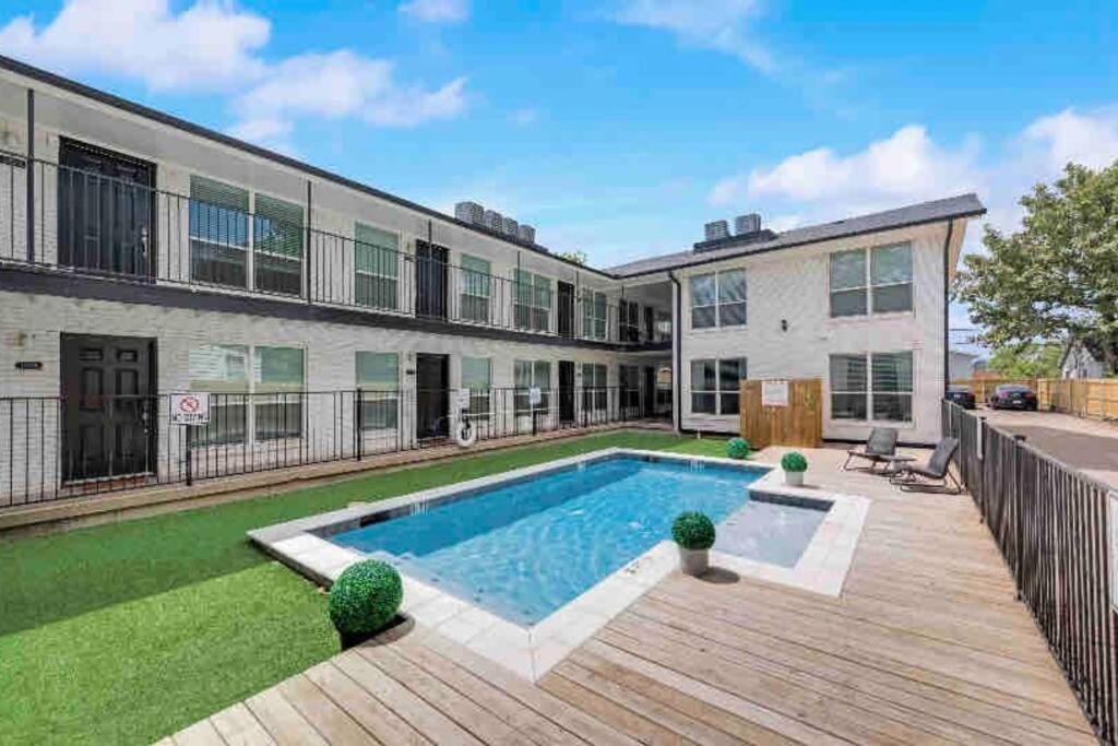 Dallas Boutique Flat + Arboretum Tickets Included エクステリア 写真