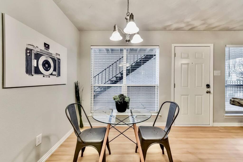 Dallas Boutique Flat + Arboretum Tickets Included エクステリア 写真
